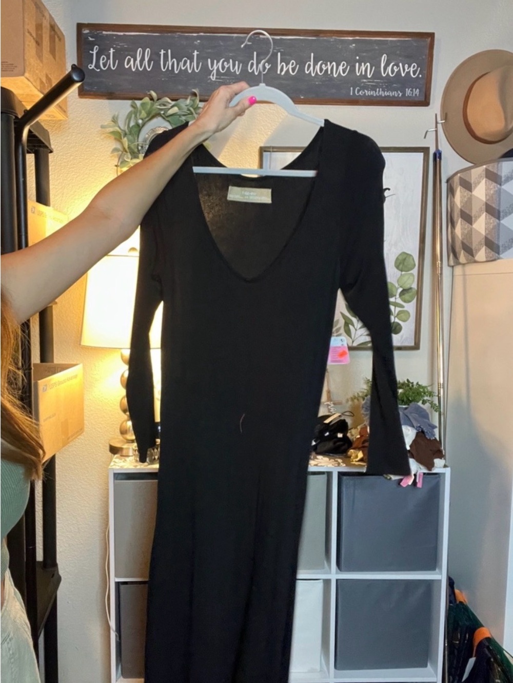 Women’s Black Long Sleeve V-Neck Dress